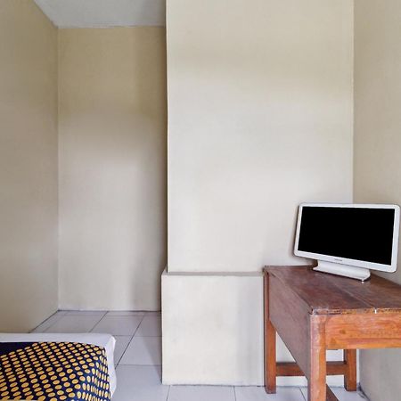 Spot On 92832 Al Mahira Syariah Hotel Majalengka Bagian luar foto